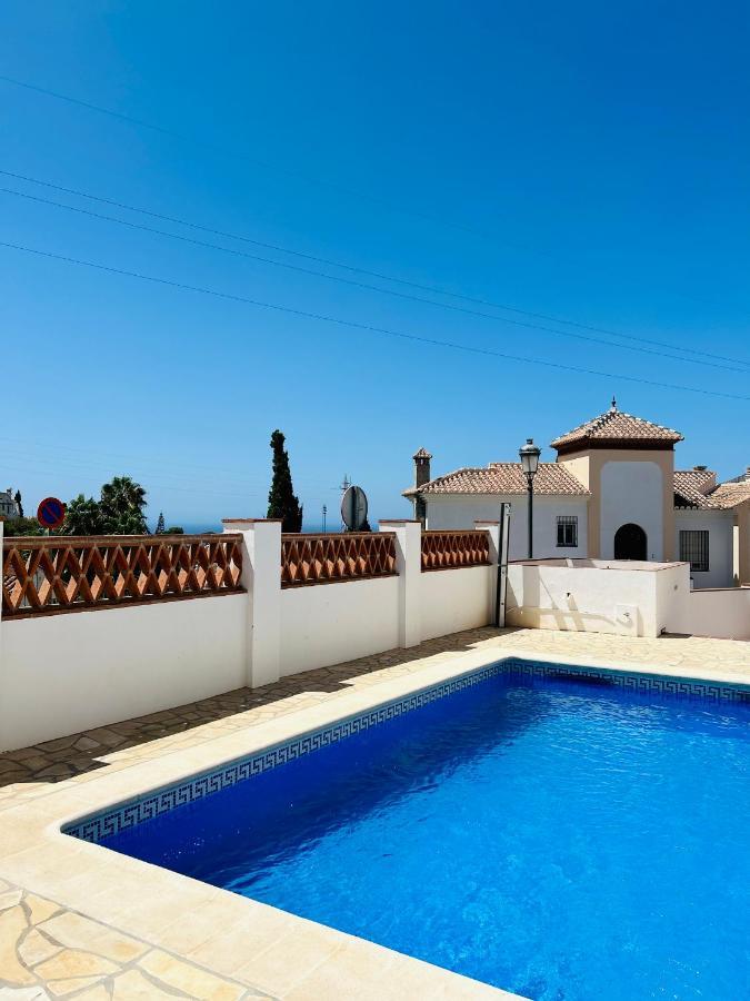Apartamentos Pacifico Nerja Εξωτερικό φωτογραφία